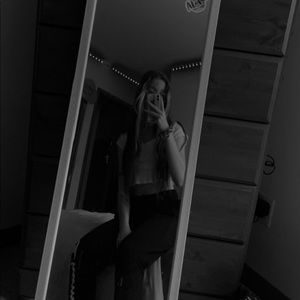 Meet your Posher, Hailey